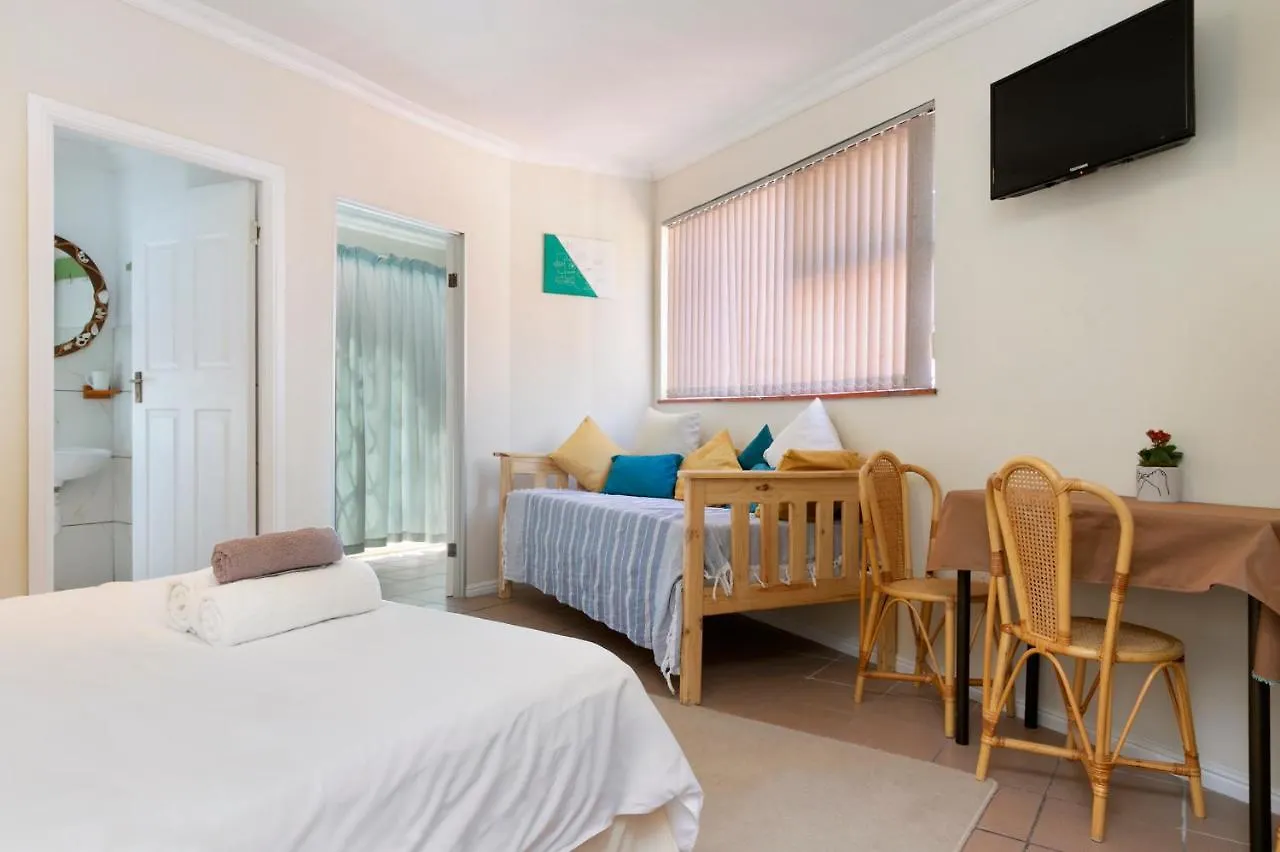 The Bohemian Guesthouse Cape Town Bed & Breakfast